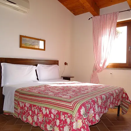 Podere 1248 Aparthotel
