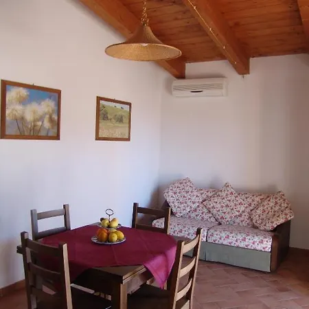 Podere 1248 Aparthotel 3*