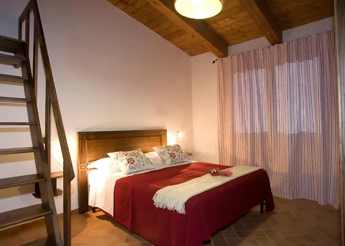 Apart-hotel Podere 1248
